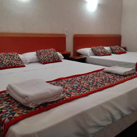 Aux Armes De Belgique Hotel 2*